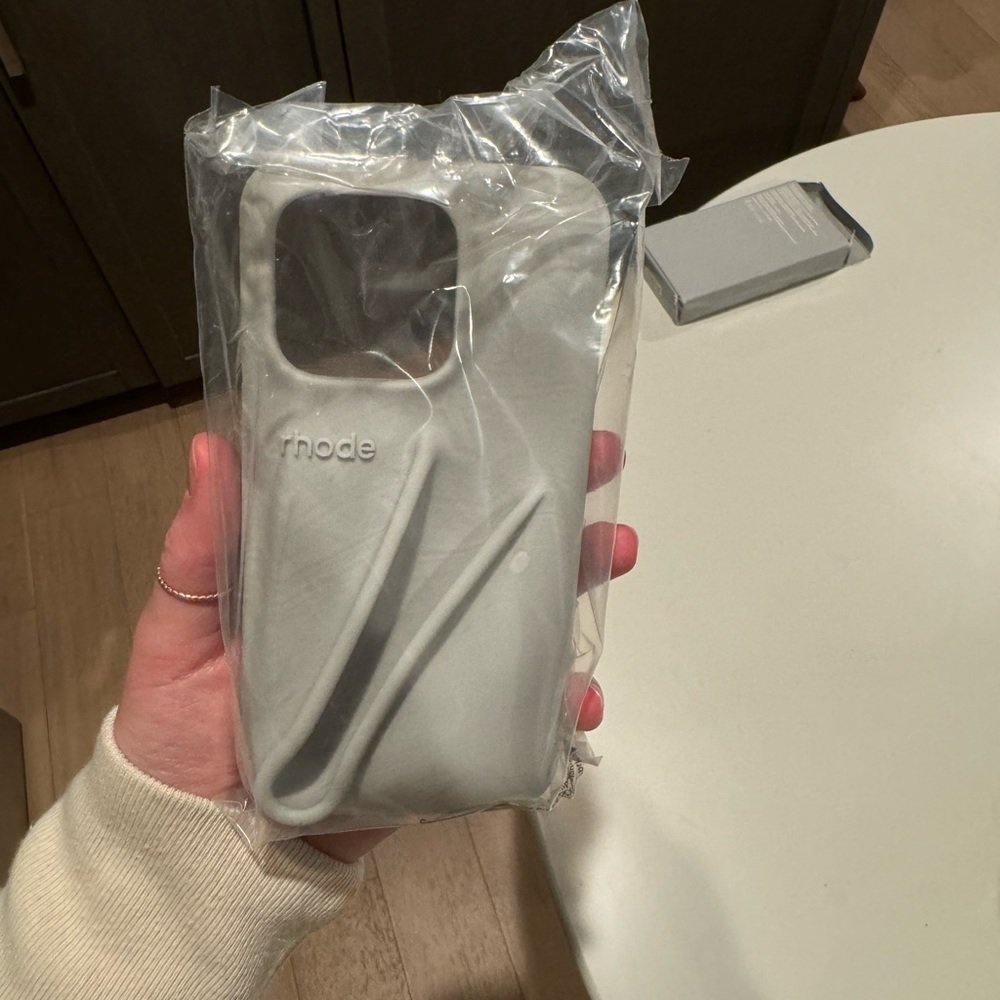 Rhode never been used iPhone 15 pro phone case! Box was slightly damaged
